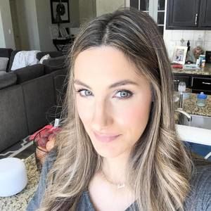 Meet your Posher, Katelynn